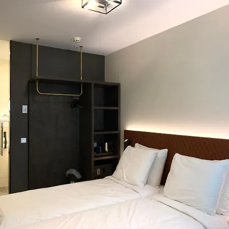 New Kit Hotell