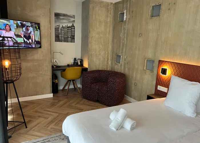 New Kit Hotel Amsterdam