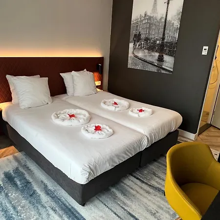 New Kit 3* אמסטרדם